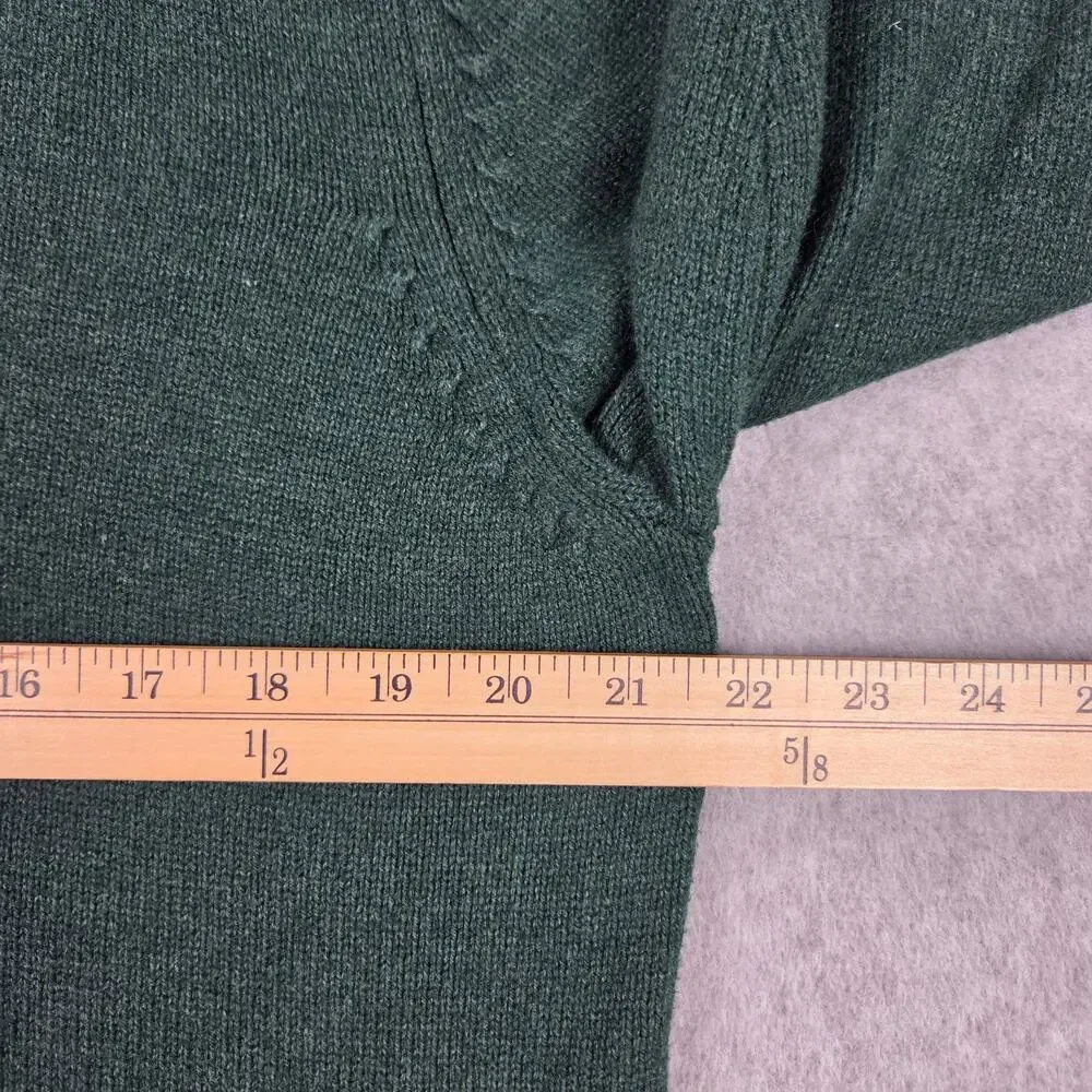 IZOD Mens Large Forest Green V-Neck Sweater